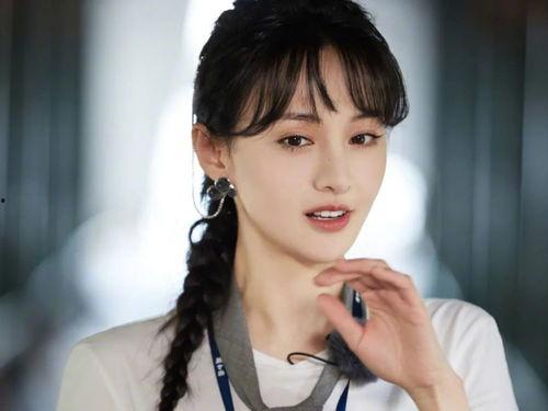 娱乐圈吃瓜郑爽,揭秘明星背后的真相与争议 第2张 娱乐圈吃瓜郑爽,揭秘明星背后的真相与争议 第2张